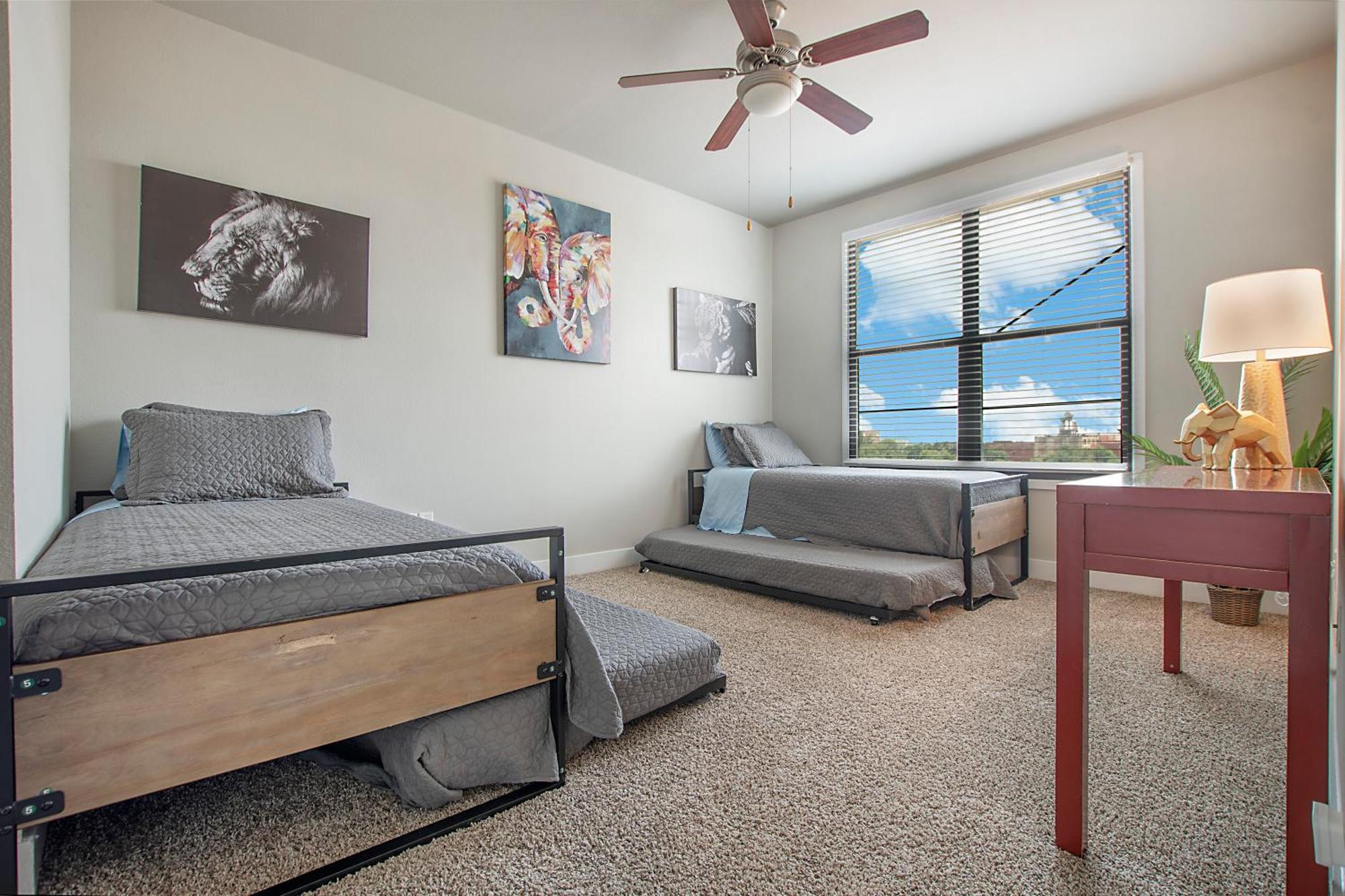 Cowboy Live, Laugh, & Loft Fort Worth 2 Bedroom Loft Downtown מראה חיצוני תמונה