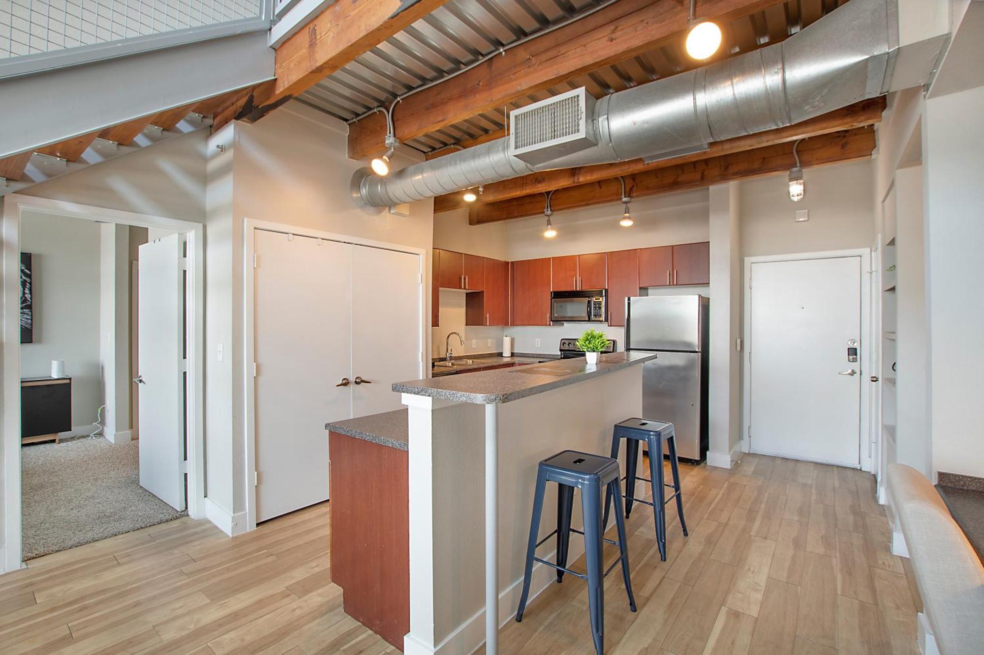 Cowboy Live, Laugh, & Loft Fort Worth 2 Bedroom Loft Downtown מראה חיצוני תמונה